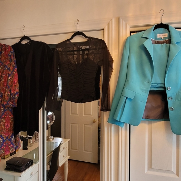 Various shirts - Picture 2 of 9